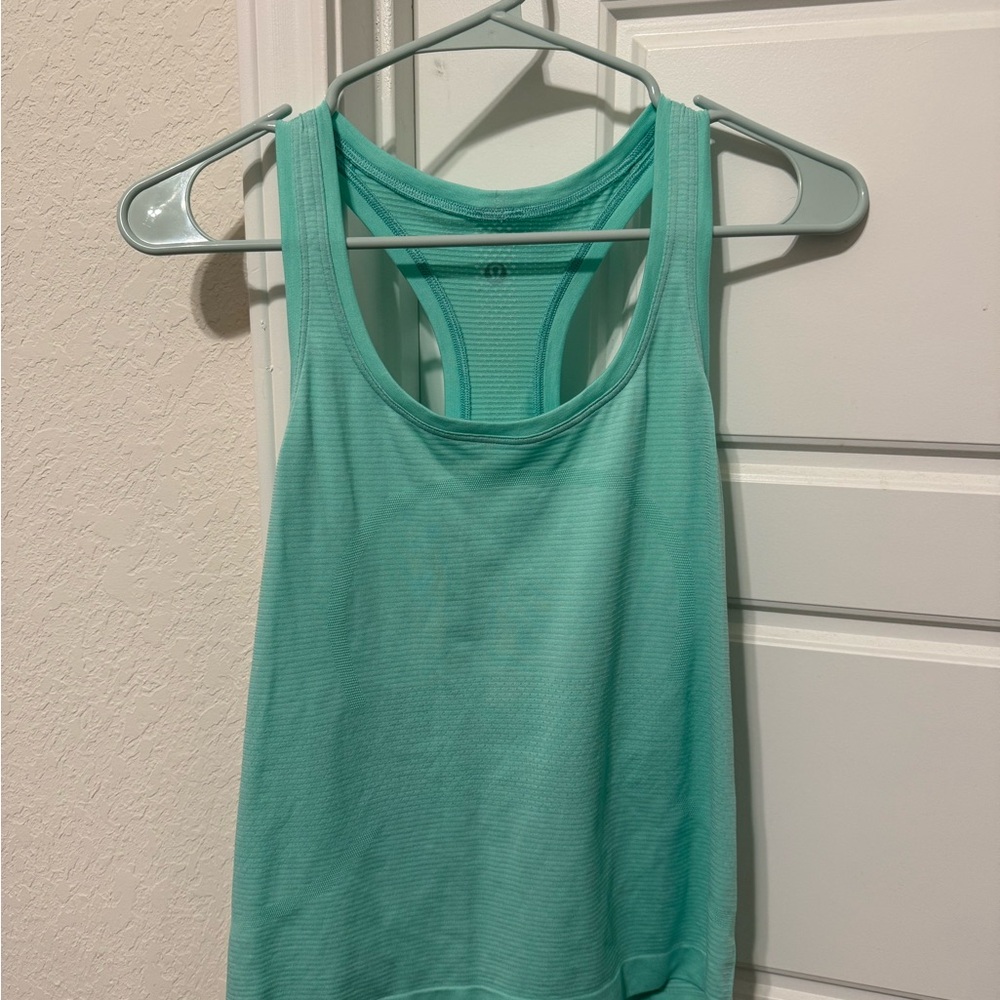 lululemon Swiftly Tech Racerback Tank Top 2.0 waist